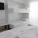 Maki فندق كاس