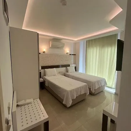 Hotel Maki