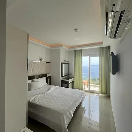Maki Hotel 2*