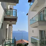 Maki Hotel